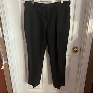 Jos A Bank Mens Traveler Tailored Fit Dress Pants 38x 29 Pleated front EXP Waist